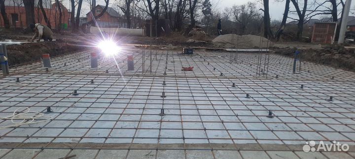 Бетонные работы со своей опалубкой