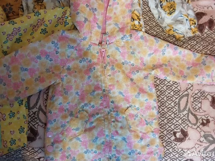 Ветровка для девочки