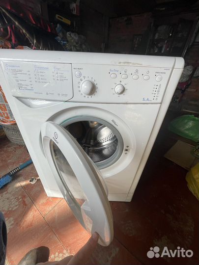 Стиральная машинка бу indesit
