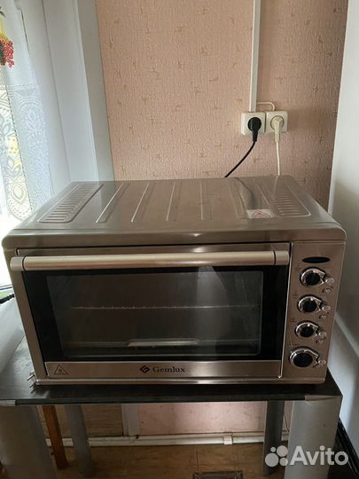 Печь духовка с конвекцией и грилем Gemlux 65 л