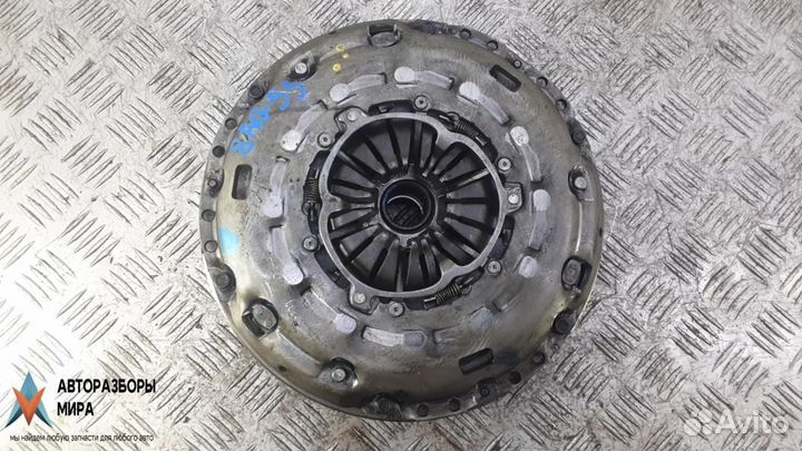 Маховик Volkswagen Amarok 2012