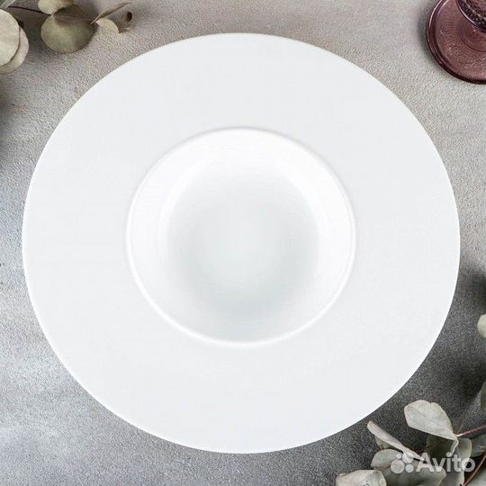 Тарелка фарфоровая, 280 мл, d28 см, цвет белый