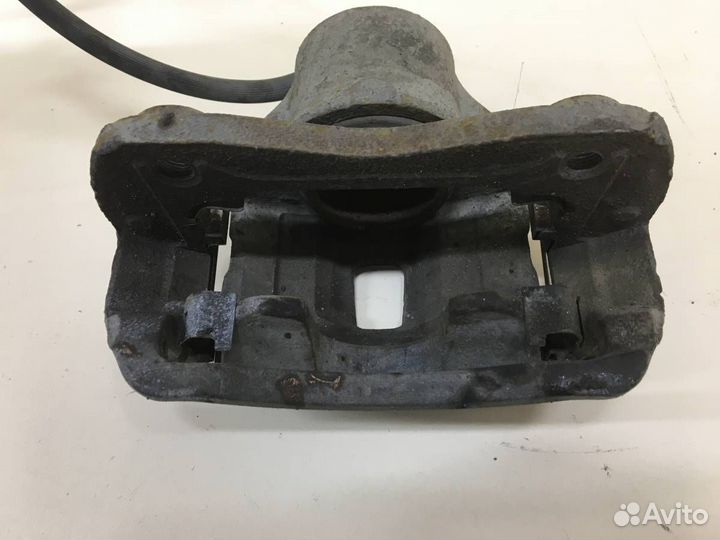 Суппорт передний правый Hyundai Elantra HD 2006-20