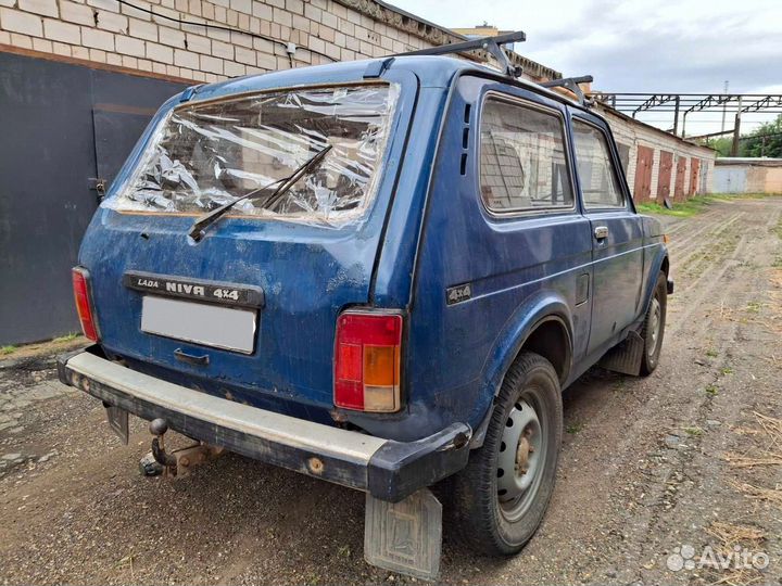 LADA 4x4 (Нива) 1.7 МТ, 2005, 75 000 км