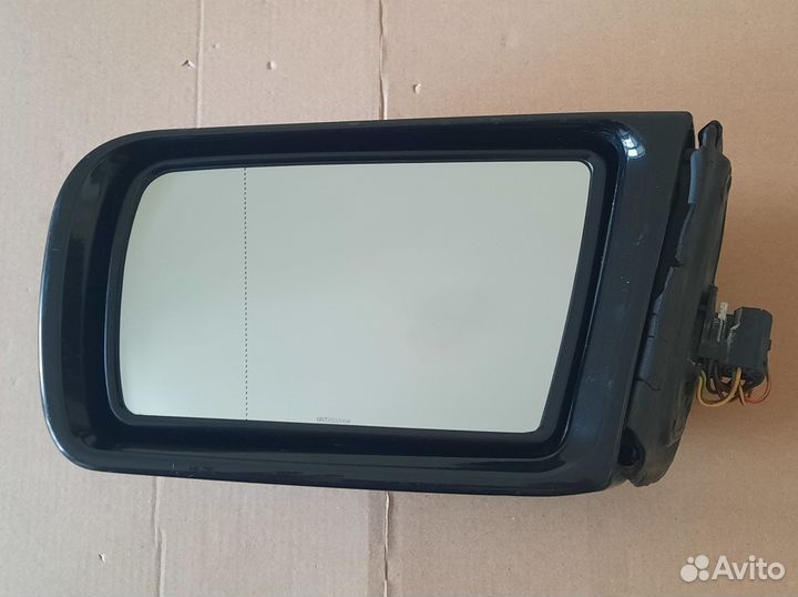 Зеркала на Mercedes