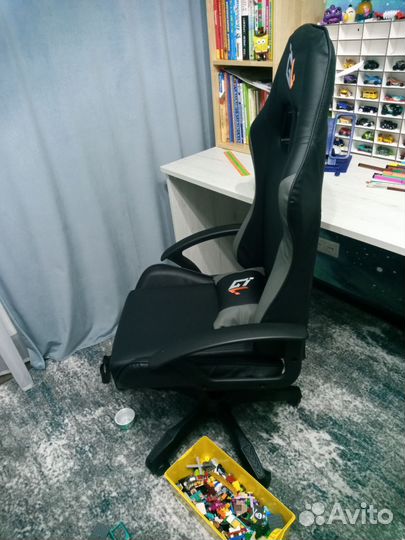 Компьютерное кресло новое