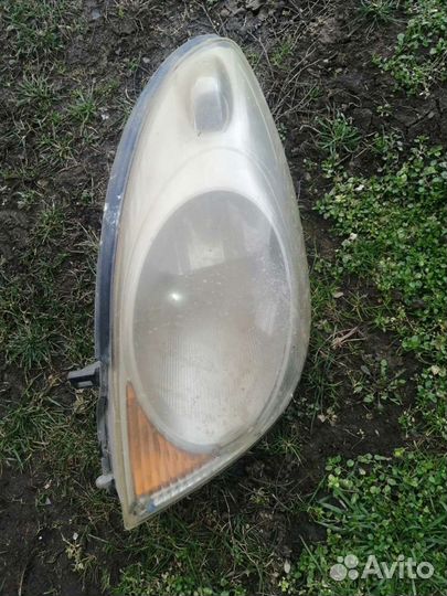 Фара ниссан ноут