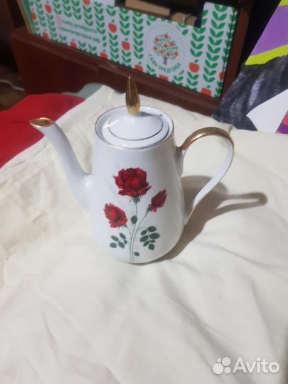 Кофейник фарфор