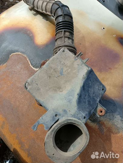 Корпус воздушного фильтра Хонда Цивик 1992-95г