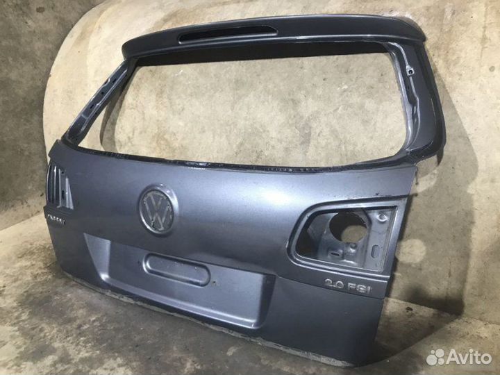 Дверь багажника Volkswagen Passat B7