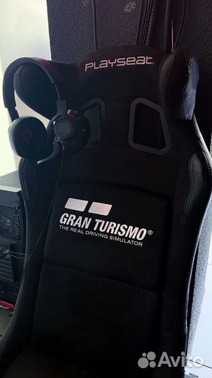 Кокпит для симрейсинга