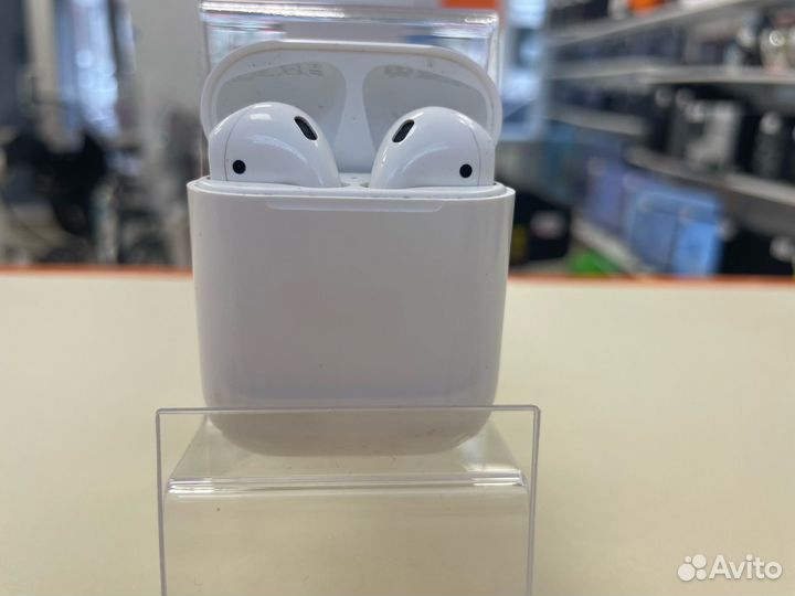 Наушники беспроводные Apple AirPods (Чапаева)