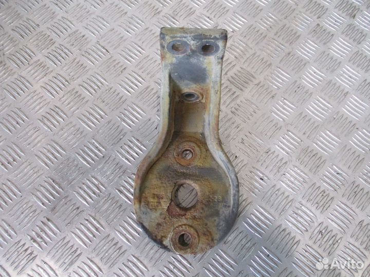 Кронштейн крепления энергоаккумулятора Volvo 39864