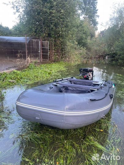 Лодка Gladiator E380 Pro