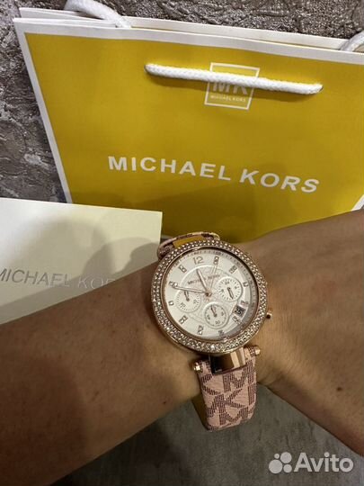 Часы женские Michael Kors