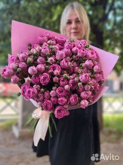 Пионовидная роза букет роз