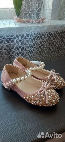 Туфли праздничные для девочки р 29,30
