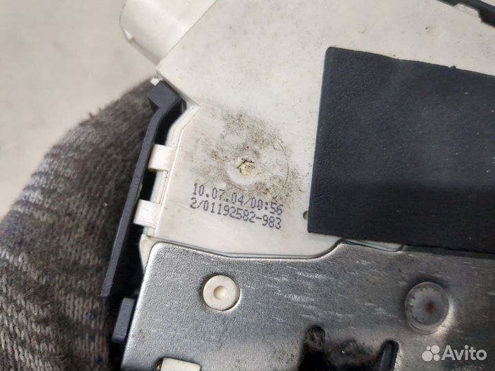 Замок двери Rover 75, 2004