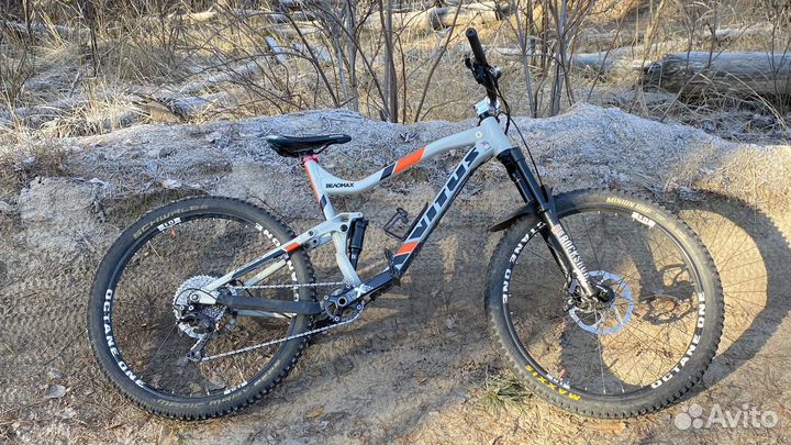 Двухподвес Vitus escarpe 27.5 L