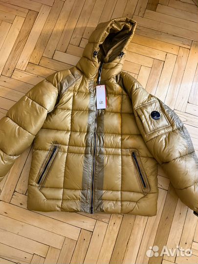 Пуховик CP company новый L