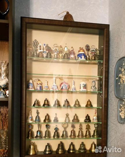 Витрина для машинок, солдатиков, статуэток