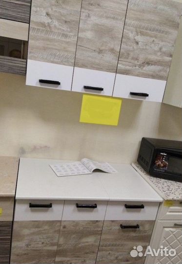 Кухонный гарнитур со столешницей новый