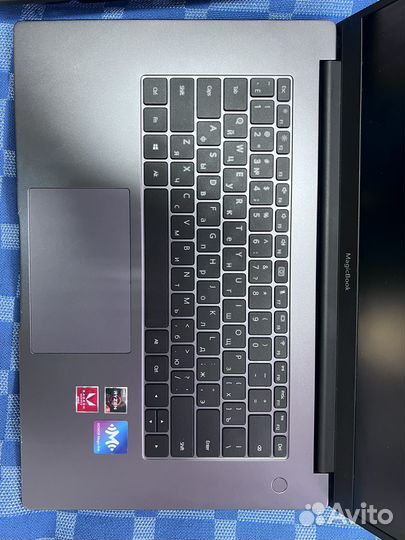Ноутбук Honor magicbook 15