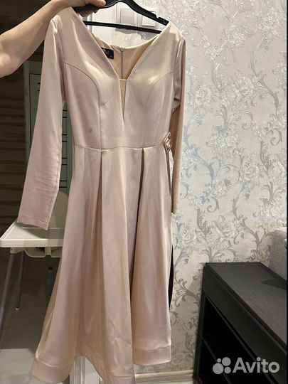 Платье вечернее