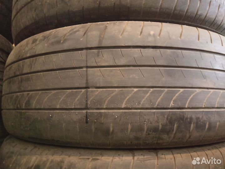 Bridgestone Dueler H/L 33A 235/55 R20