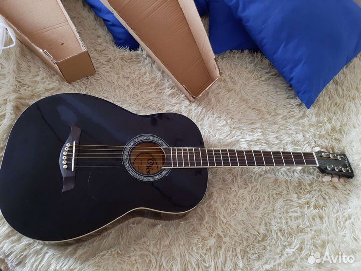 Акустическая гитара