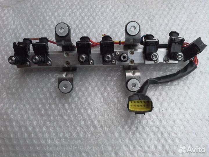 Топливная форсунка 840481Т01 Mercury 150-250 EFI