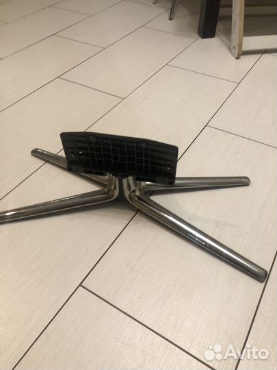 Подставка для телевизора