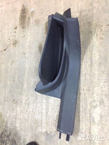 Накладка порога салона задняя левая Volkswagen
