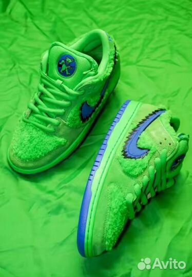 Nike SB Dunk Low Grateful Dead Bears Green