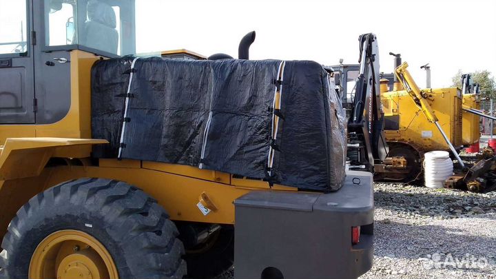 Утеплитель капота погрузчика Shantui SL50W-2