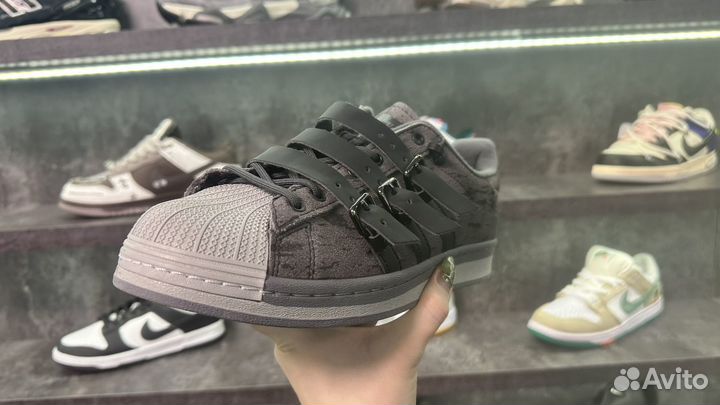 Кроссовки adidas superstar