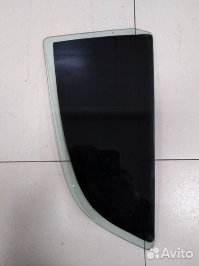 Стекло двери задней правой форточка Mitsubishi L20