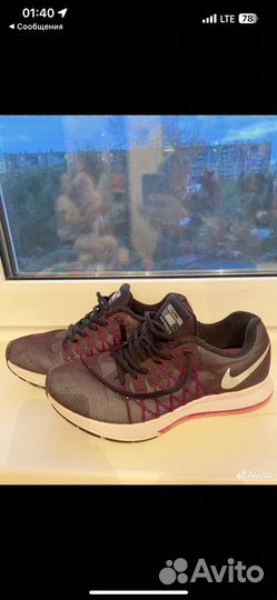 Кроссовки nike 38