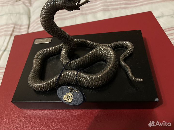 Статуэтка Кобра