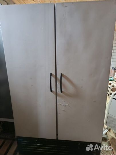 Морозильный шкаф