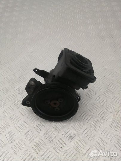 Насос гидроусилителя руля BMW X3 E83 2006 7692974