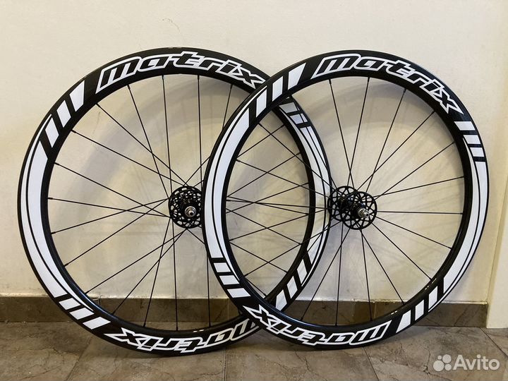 Карбоновые трековые колеса Matrix