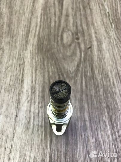 Клапан фазорегулятора Opel Astra J хетчбэк 5-ти