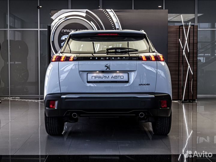 Peugeot 2008 1.2 AMT, 2023