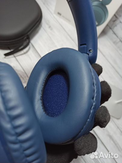 Беспроводные наушники Sony WH-XB910N Синие