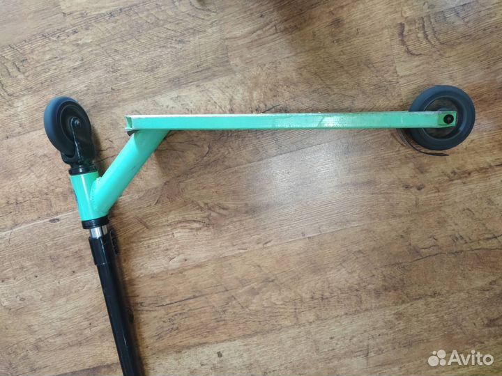 Трюковой самокат