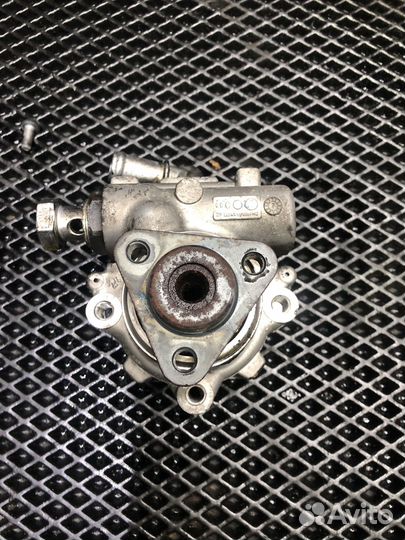 Насос гур audi A6 3.0 tdi asb 8E0145155T