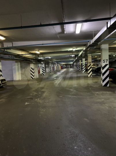 Машиноместо, 19 м²