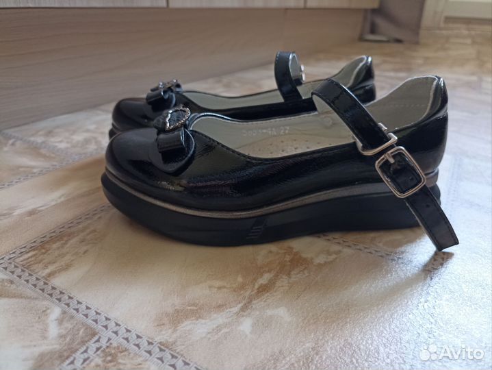 Туфли для девочки 27 размер
