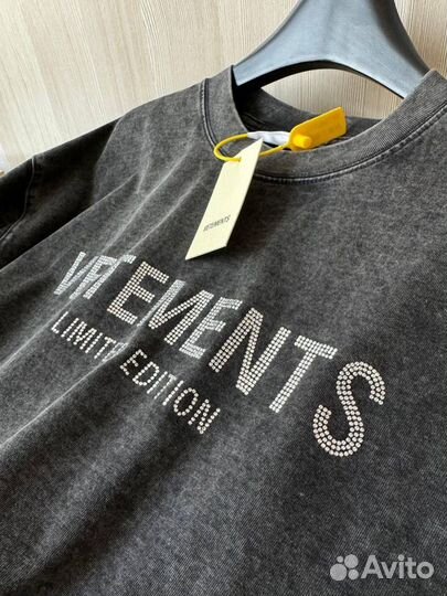 Футболка Vetements женская